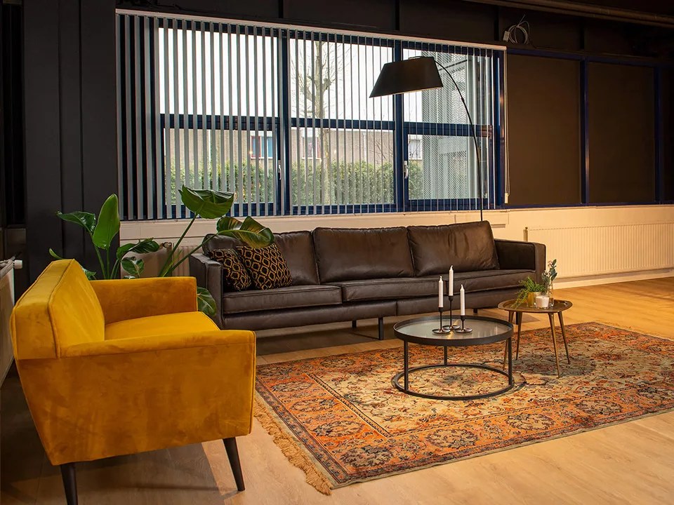 Een loungeplek in het pand van MyOffice in Den Bosch